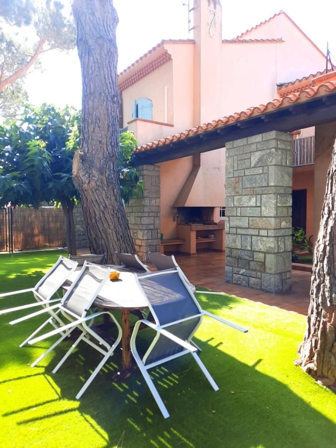 Domaine Des Pins Villa Saint-Estève Exterior foto